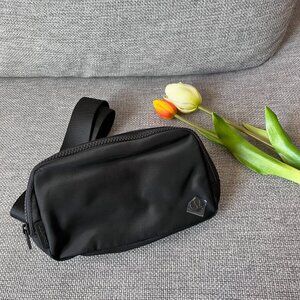Lululemon Everyday Belt Bag 1L Black/Black